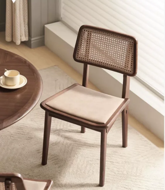 Dining Chair (L6121) — main view