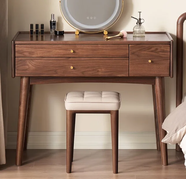 3-Drawer Vanity Table — main view